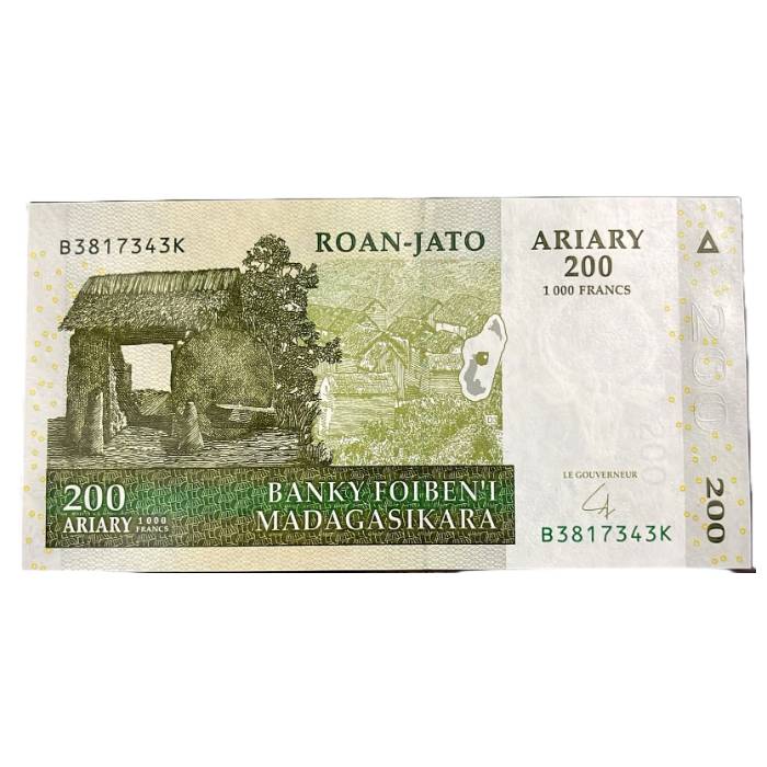 UNC 200 Ariary - 1000 Francs Madagáscar 2004